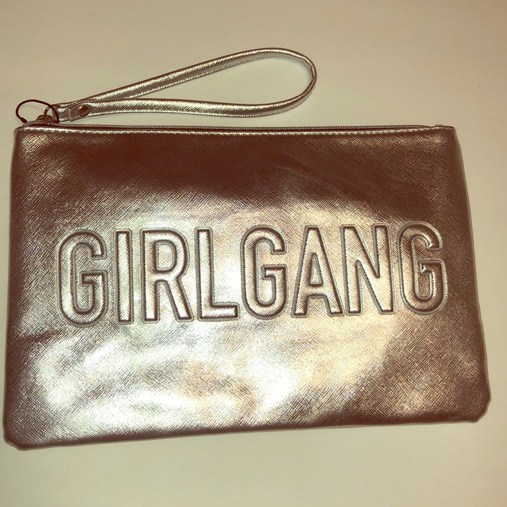 NWT Medium Girlgang Clutch